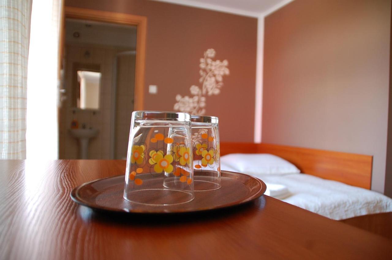 Koral Bed & Breakfast Кошалин Екстериор снимка